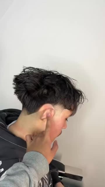 Side profile with textured fade